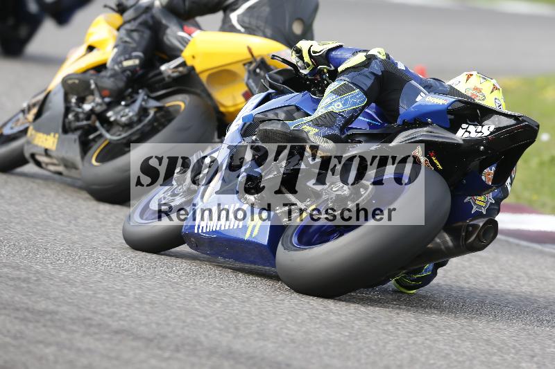/Archiv-2025/53 16.09.2025 Track Day Domi Aegerter ADR/Gruppe rot/77